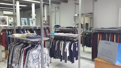 Sarl Eliane Jary, Magasin de Vêtements au Blanc