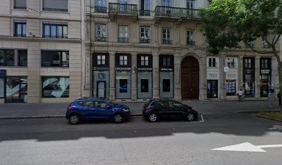 Via Foch, Magasin de Vêtements à Lyon 06