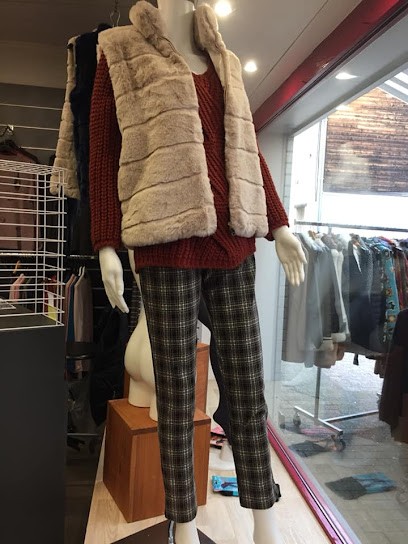 Les Couleurs D'Ines, Magasin de Vêtements à Verneuil d'Avre et d'Iton