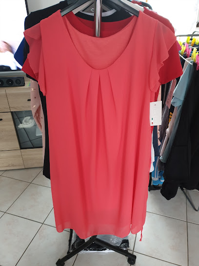 Fashion Chloe Pap Magasin De Vêtements à Pendé
