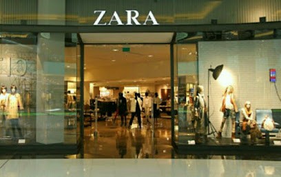 Zara, Magasin de Vêtements à Thiais