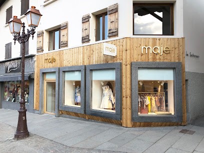 Maje Megève, Magasin de Vêtements à Megève