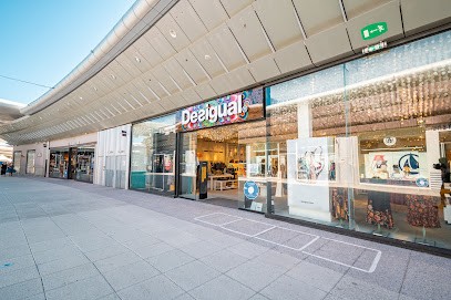 Desigual, Magasin de Vêtements à Montpellier