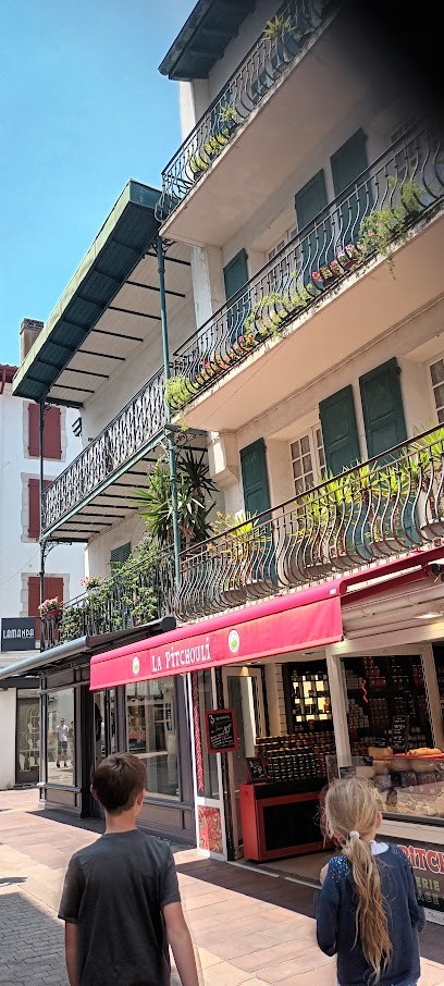 Lamanda hommes, Magasin de Vêtements à Saint-Jean-de-Luz