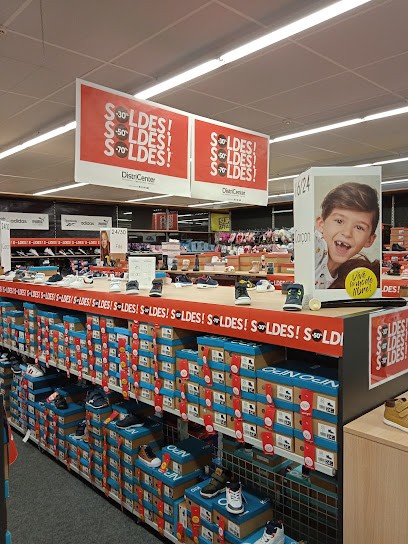 Magasin DistriCenter St Jean De Maurienne, Magasin de Vêtements à Saint-Jean-de-Maurienne