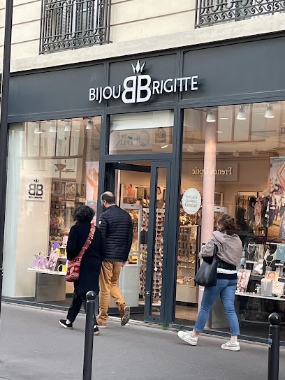 Degrif Destocks, Magasin de Vêtements à Paris 15