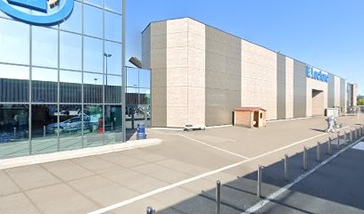 STREET ONE & CECIL, Magasin de Vêtements à Saint-Louis