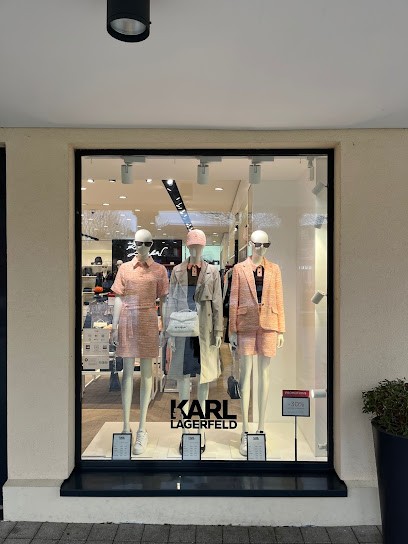 KARL LAGERFELD Outlet, Magasin de Vêtements à Roppenheim