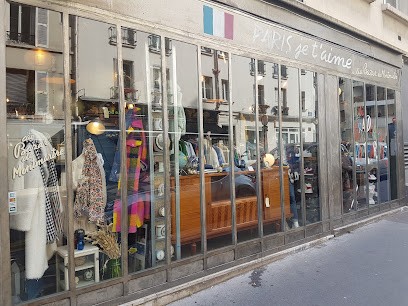Au Bazar de Montmartre, Magasin de Vêtements à Paris 18