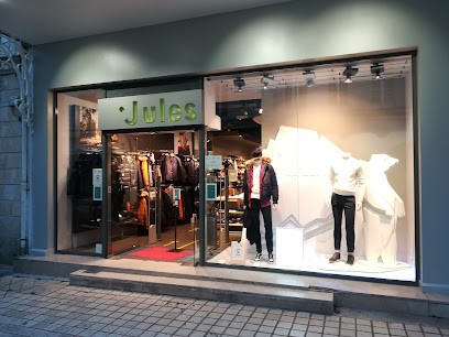 Jules Rochefort, Magasin de Vêtements à Rochefort