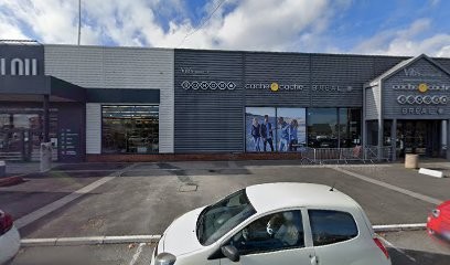 Cache Cache, Magasin de Vêtements à Petite-Forêt