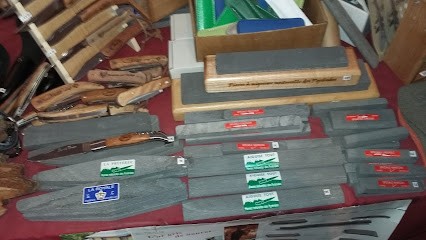 Dubuisson Vêtements, Magasin de Vêtements à Tarascon-sur-Ariège