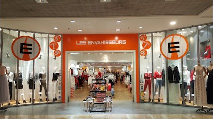 Les Envahisseurs, Magasin de Vêtements à Thiais