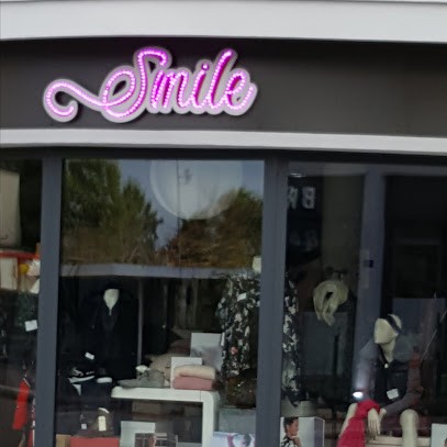 Smile, Magasin de Vêtements à Campagnolles
