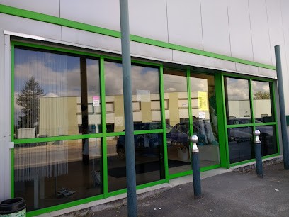 FRIPE Emmaüs Reims, Magasin de Vêtements à Reims