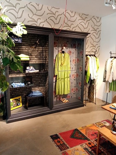 La Reine Tricote, Magasin de Vêtements à Vesoul