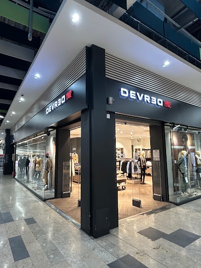 DEVRED1902, Magasin de Vêtements à Beynost