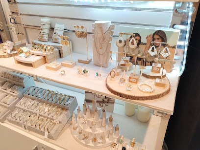 Les Filles D'anges Heureuses, Magasin de Vêtements à Grabels