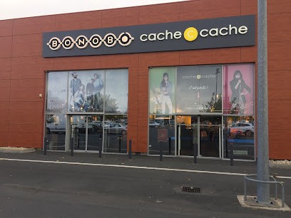 Cache Cache, Magasin de Vêtements à Sainte-Verge