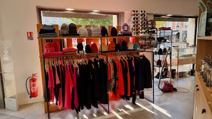 Seen, Magasin de Vêtements à Reims