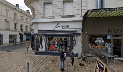 Maison De Paris, Magasin de Vêtements à Rochefort