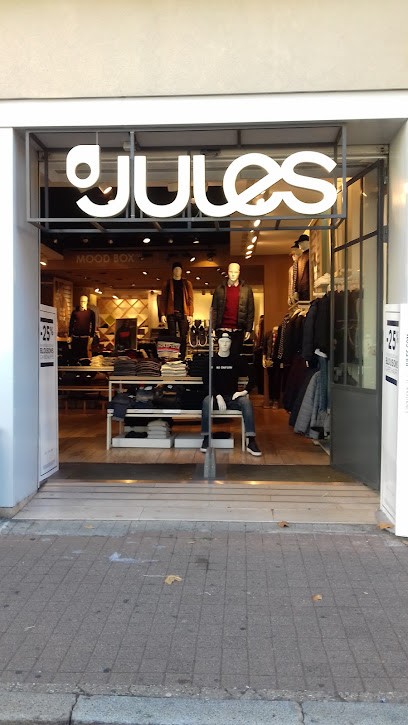 Jules Vienne, Magasin de Vêtements à Vienne