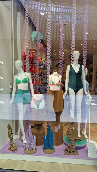 Calzedonia, Magasin de Vêtements à Plaisir