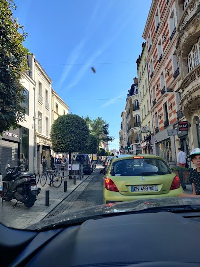 Blue Azur, Magasin de Vêtements à Enghien-les-Bains