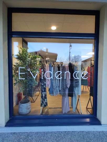 Evidence, Magasin de Vêtements à Sathonay-Village
