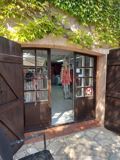 Pat Bich, Magasin de Vêtements à Fréjus