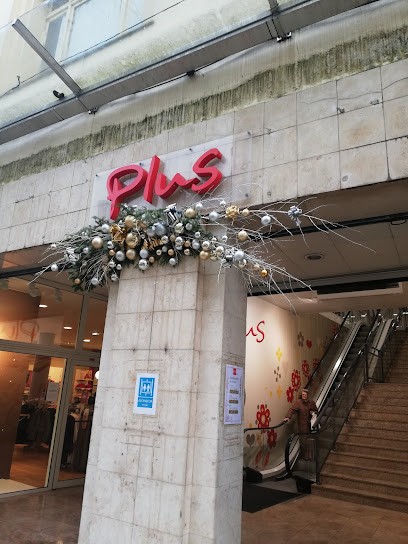 Plus, Magasin de Vêtements à Nevers