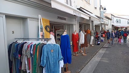 Pyramide, Magasin de Vêtements à La Flotte