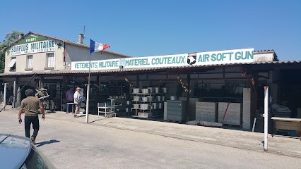 European Military Surplus, Magasin de Vêtements à Lapalud