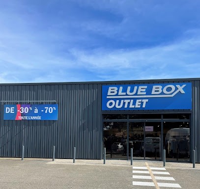 Blue Box Outlet, Magasin de Vêtements à Mont-de-Marsan