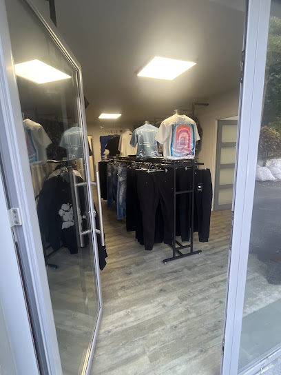 Showroom Paris Magasin De Vêtements à Villetaneuse
