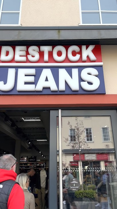 Destock Jeans, Magasin de Vêtements à Roppenheim