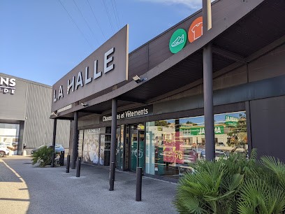 La Halle Marseille La Valentine, Magasin de Vêtements à Marseille 11