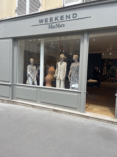 Max Mara, Magasin de Vêtements à Versailles