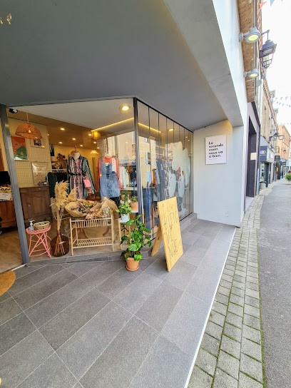 Mamie Paillette, Magasin de Vêtements à Montaigu