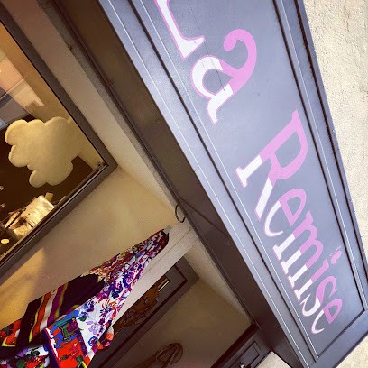 La Remise, Magasin de Vêtements au Plan-de-la-Tour