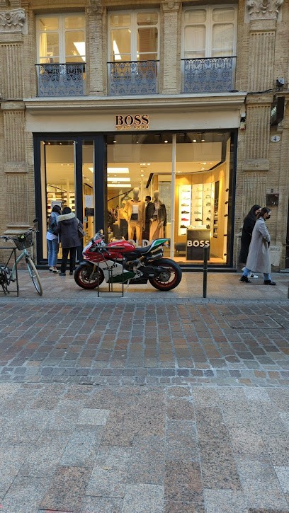 BOSS Store, Magasin de Vêtements à Toulouse