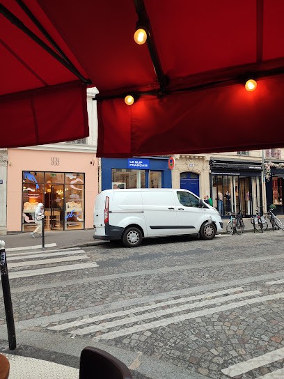 Le Slip Français, Magasin de Vêtements à Paris 18