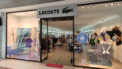Lacoste, Magasin de Vêtements à Thiais