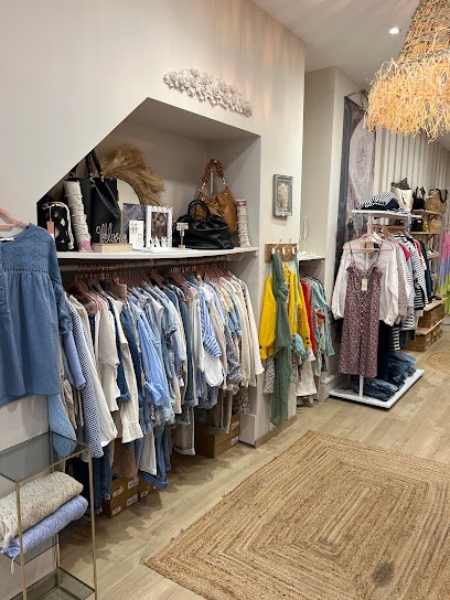Lilas Rose, Magasin de Vêtements à La Côte-Saint-André