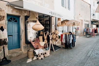 Mathilda Concept Store, Magasin de Vêtements à Saint-Martin-de-Ré