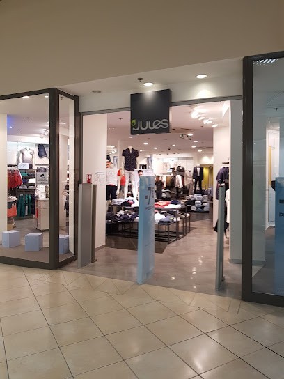 Jules Sarrebourg, Magasin de Vêtements à Sarrebourg