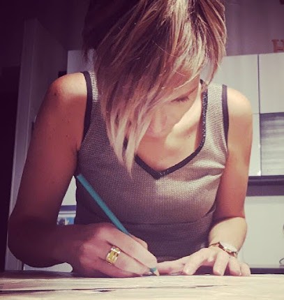 Madame Joséphine, Magasin de Vêtements à Condamine