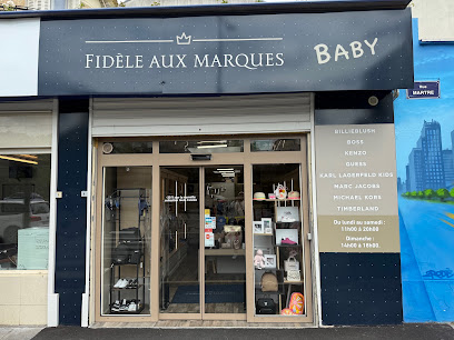 Fidele Aux Marques Magasin De Vêtements à Clichy