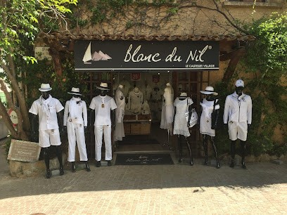 Blanc Du Nil, Magasin de Vêtements au Castellet