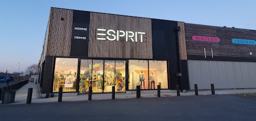 ESPRIT Tourville-la-Rivière, Magasin de Vêtements à Tourville-la-Rivière